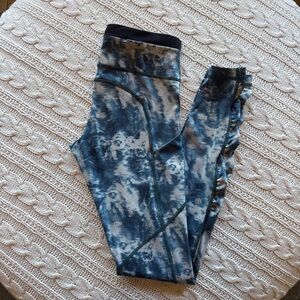 Lululemon Speed Tight III